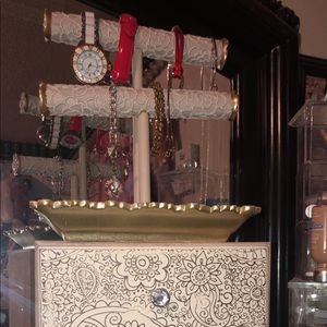 Jewelry holder